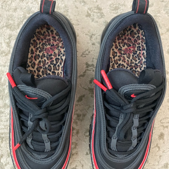 EUC Nike Air Max 97 Leopard/Black/Red Women’s Sz 8 - Picture 5 of 7